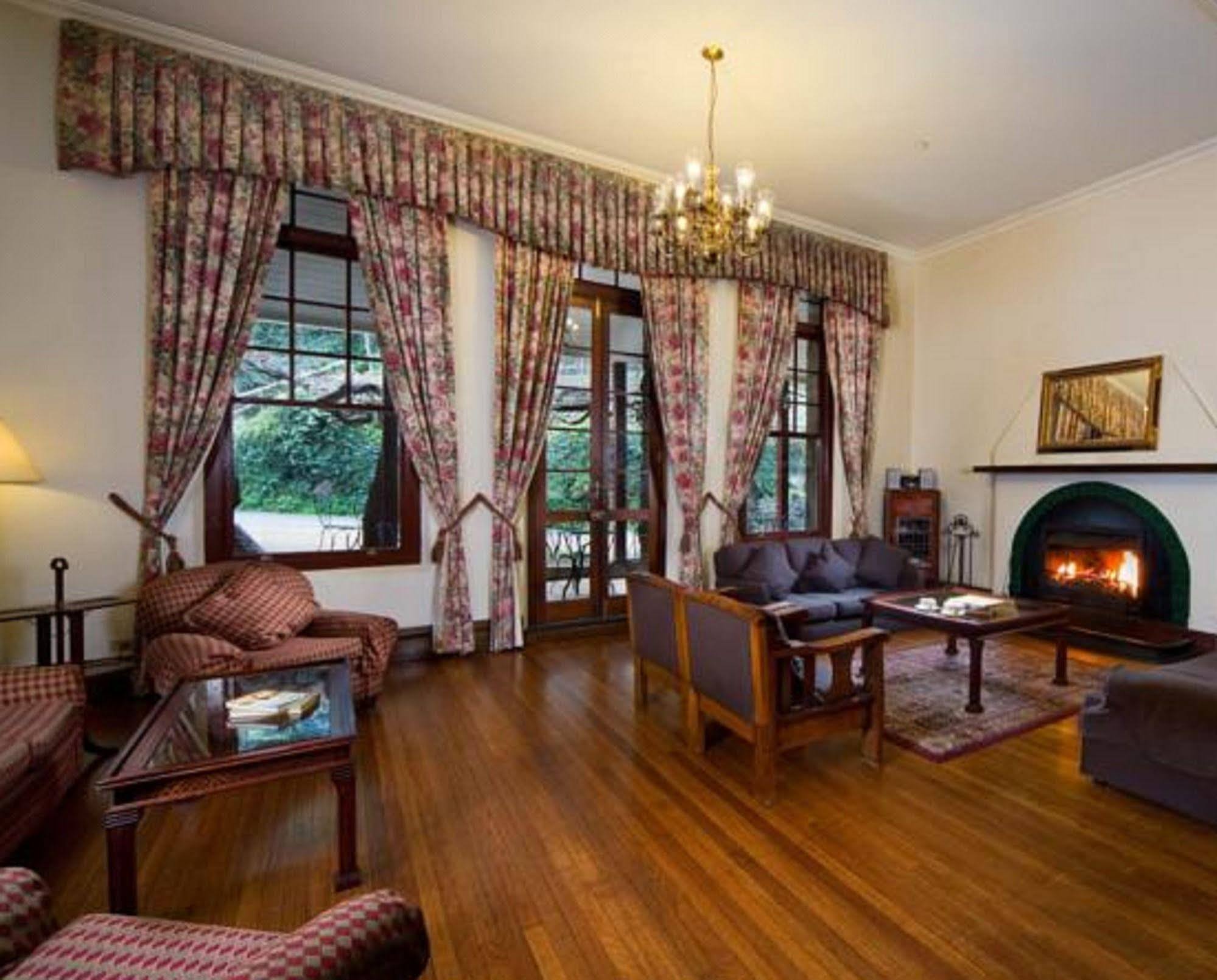 Guest house House